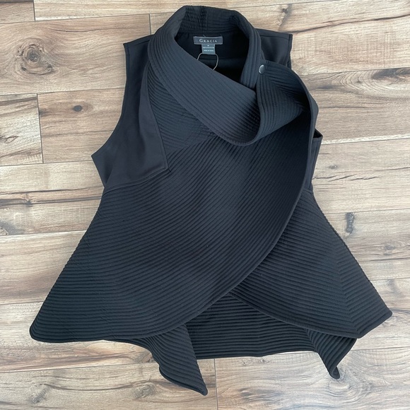 Garcia Tops - NWT Black Garcia Top Vest